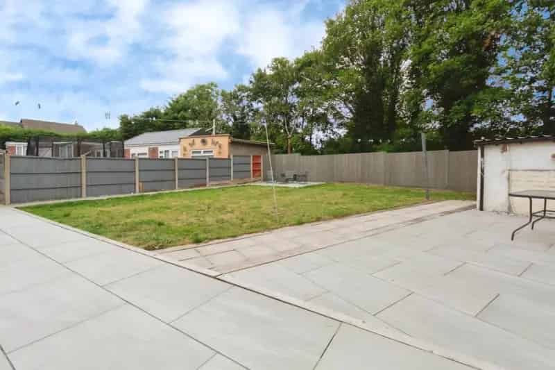 3 Bed Semi-Detached House for Sale in Yardley