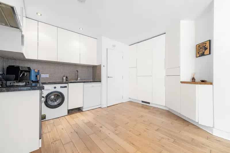 1 Bedroom Flat House to Rent