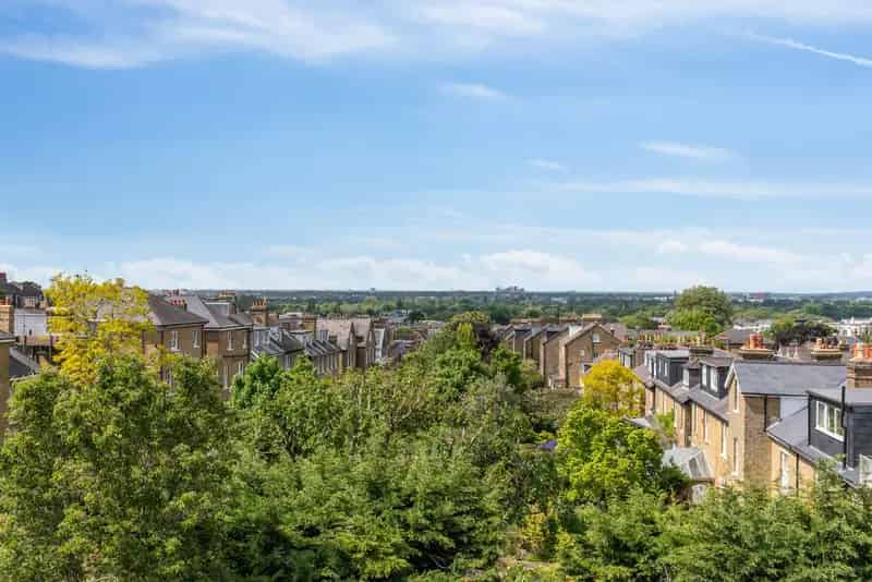 3 Bedroom Duplex Apartment for Sale in Richmond