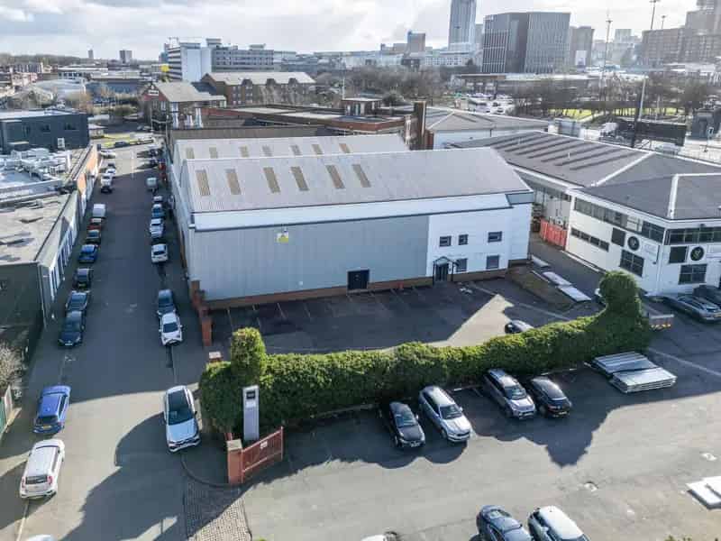 Industrial Warehouse Unit To Let Birmingham