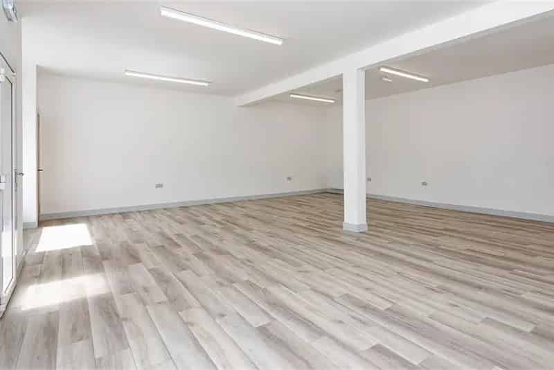 Refurbished Freehold Retail Unit High-Yield Business Opportunity