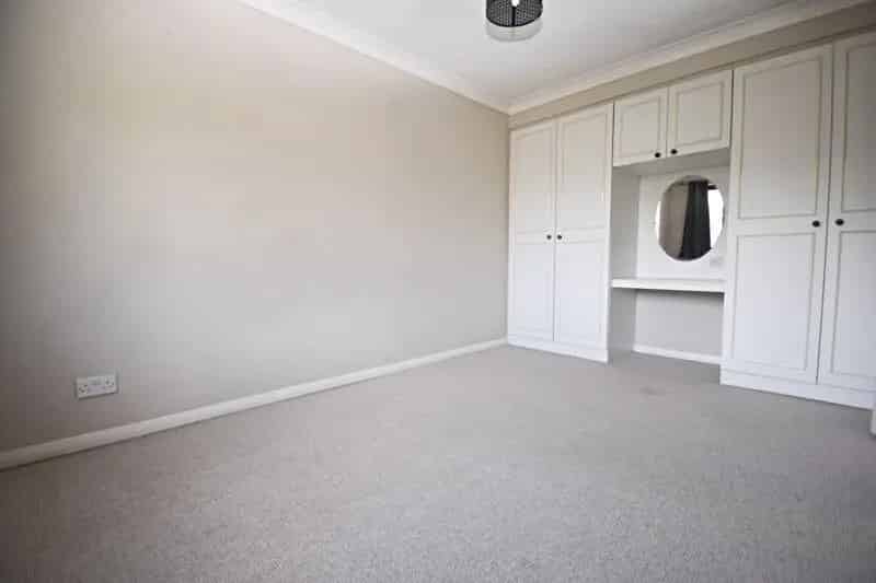 1 Bedroom Terraced House for Sale No Chain