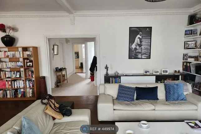 Flat to Rent Belsize Park London NW3