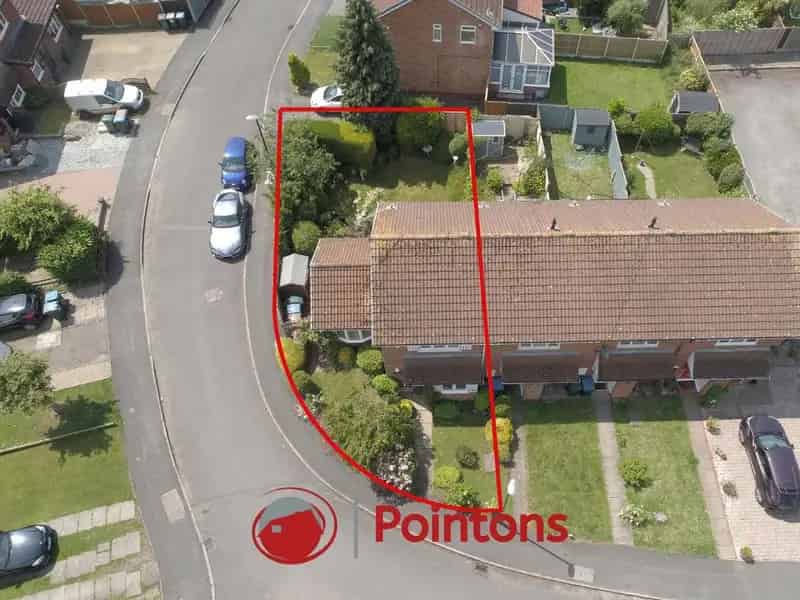 2 Bedroom Mews House for Sale Near Hospital
