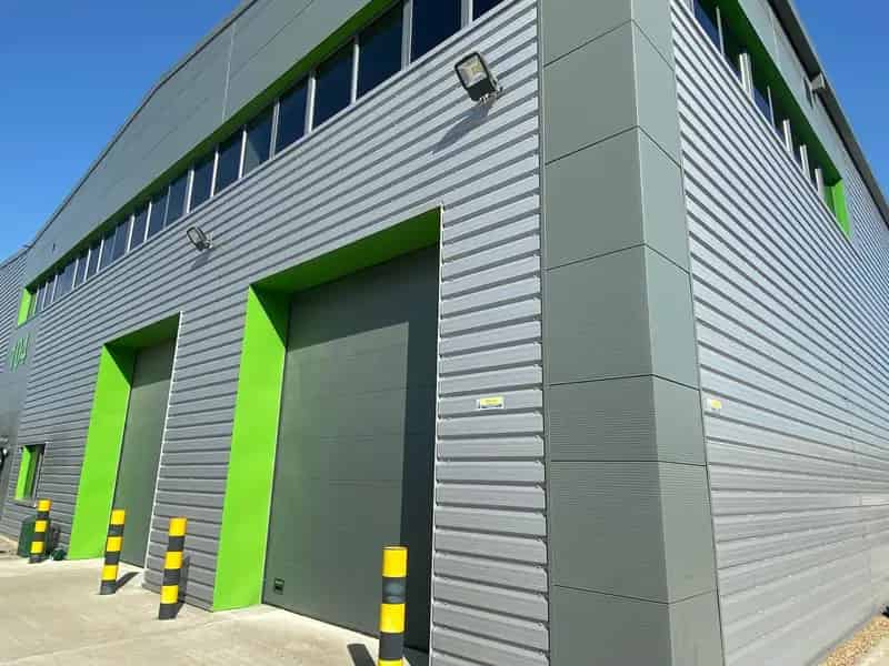 Enfield Warehouse Unit to Let - Modern Secure Scheme