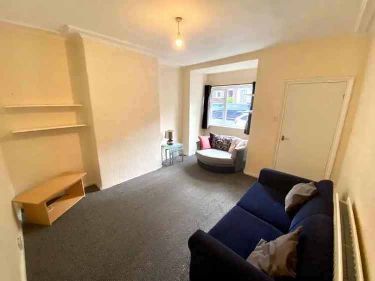 3 bedroom house share to rent