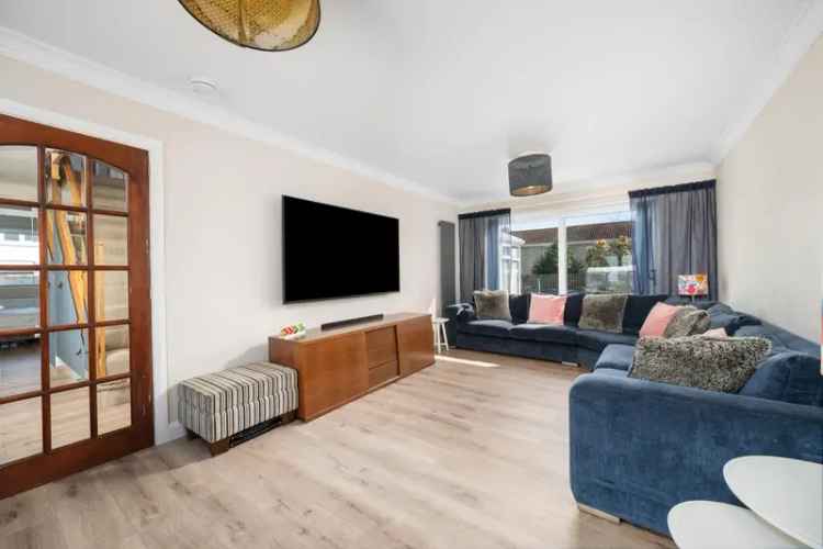Five Bedroom Detached Family Home in Banchory