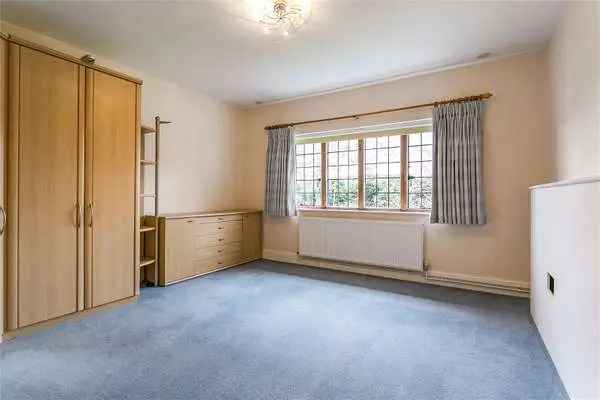 Stretton Close, Penn, High Wycombe, Buckinghamshire, HP10 8EW | Property for sale | Savills