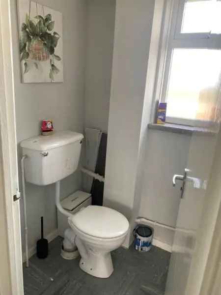 Flat For Rent in Thanet, England