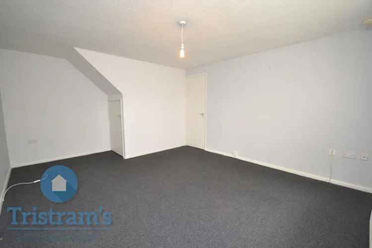 3 Bedroom End Terrace House to Rent Barton Green Nottingham