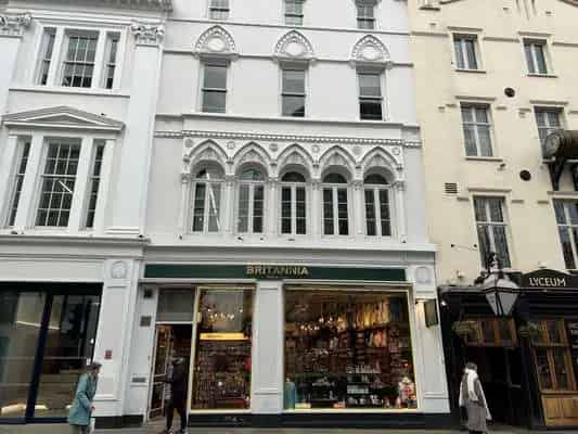 Covent Garden Commercial Space For Rent