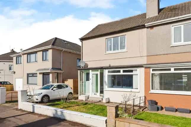 Semi Detached Villa Glasgow 3 Bedroom Garden Extended