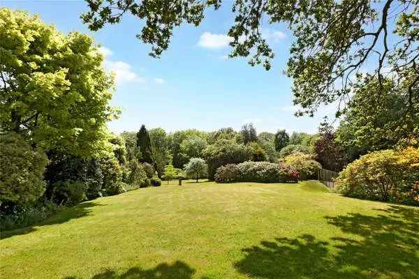 Doras Green Lane, Ewshot, Farnham, Surrey, GU10 5BL | Property for sale | Savills