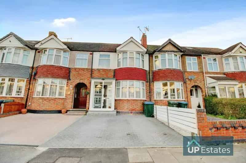 3 Bedroom Terraced House for Sale