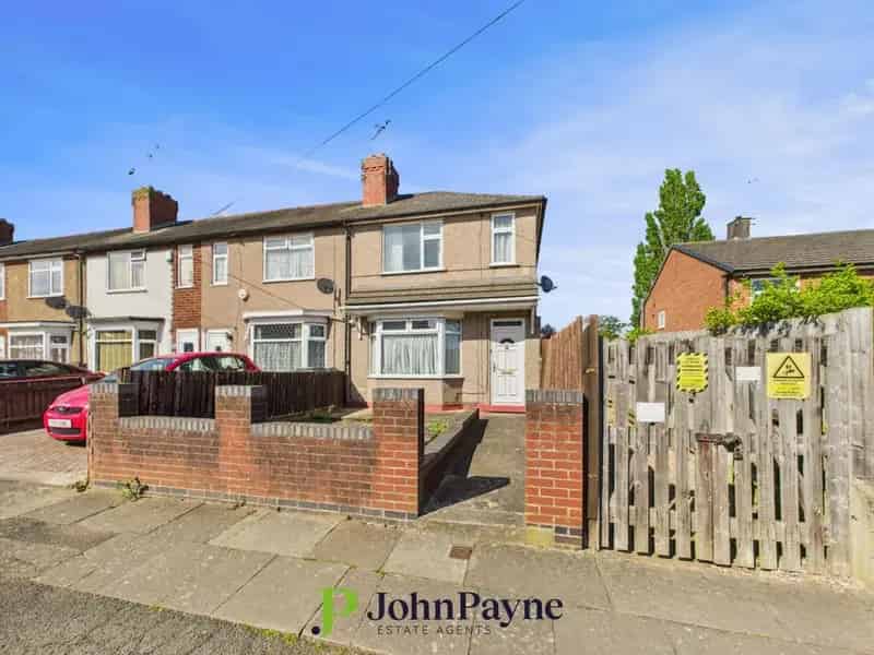 2 Bedroom End of Terrace House for Sale