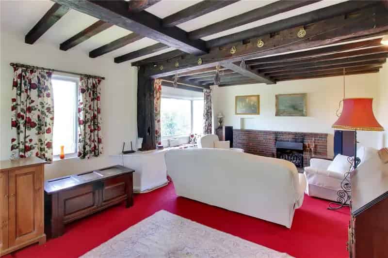 3 Bedroom Detached Cottage For Sale