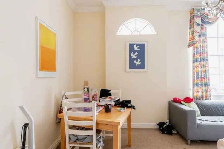 2 Bedroom Ground Floor Flat Bath City Centre Period Features