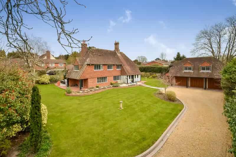 Detached House for sale with 4 bedrooms Rowlands Castle Hampshire