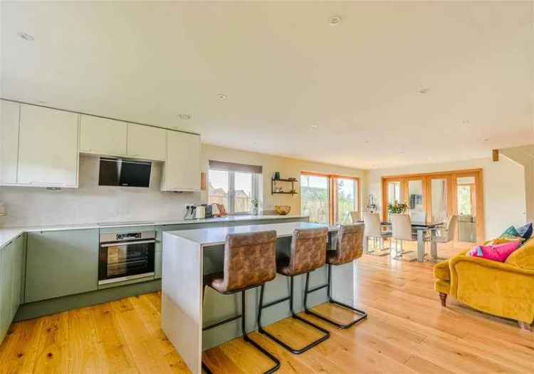 4 Bed Detached House for Sale Modern Family Home