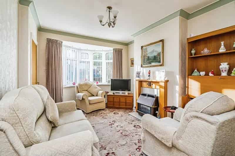 Semi Detached Home in Tividale Two Bedrooms Off Road Parking