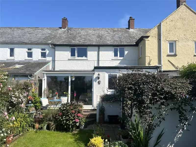 2 Bedroom Terraced House for Sale in North Cornwall