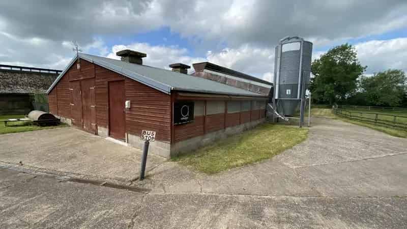 Warehouse Units for Rent 1800-2880 sq ft