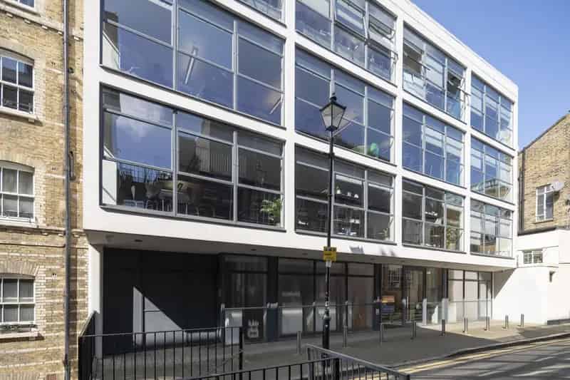 Commercial property For Rent , Southampton, England