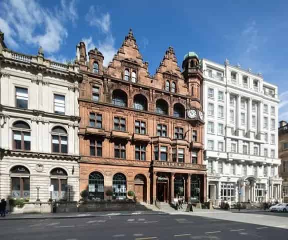 Modern Offices in Landmark Glasgow Building