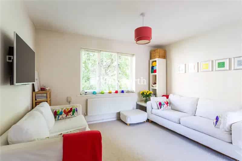 1 Bedroom Apartment in Seven Sisters N15
