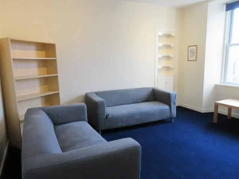 2 Bedroom Flat to Rent Furnished