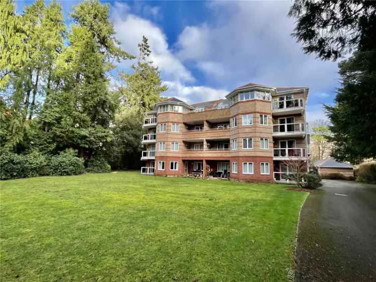 2 Bedroom Apartment near Alum Chine Beach Bournemouth