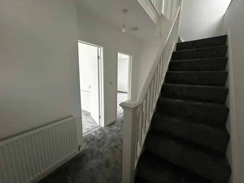 3-Bed Semi-Detached House Hinckley Fully Refurbished
