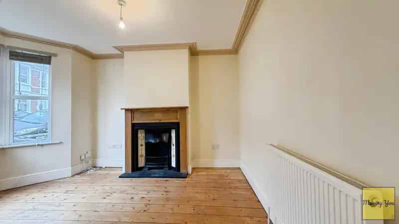 2 Bedroom Victorian Terraced House For Sale