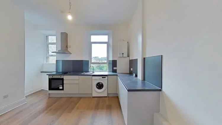 2 Bedroom Flat to Rent Near Shops and Transport Links