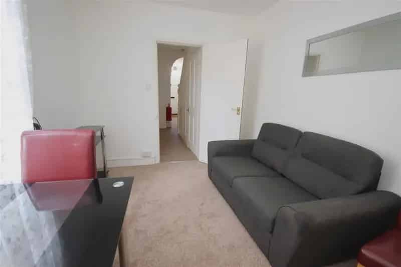 4 Bedroom House to Rent