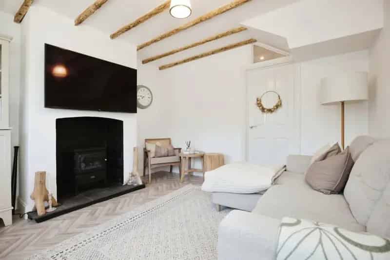 2 Bed Mid Terraced House in Norton Near Daventry