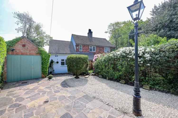 4 Bedroom Cottage for Sale in Sutton Coldfield