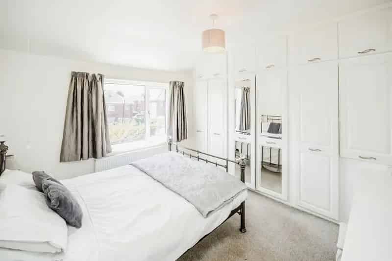 3 Bedroom Semi Detached House for Sale Dewsbury West Yorkshire