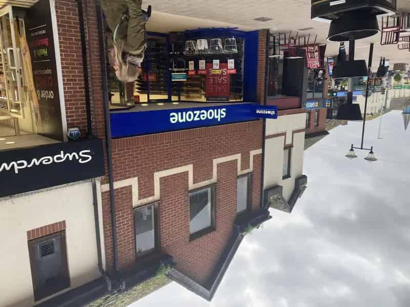 Exmouth Retail Unit To Let On Chapel Street