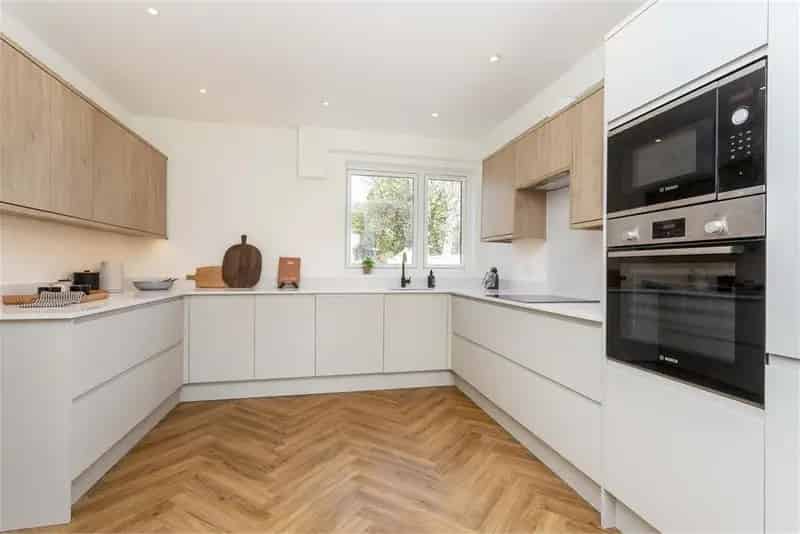 5 Bed Detached House Craigiehall Meadows