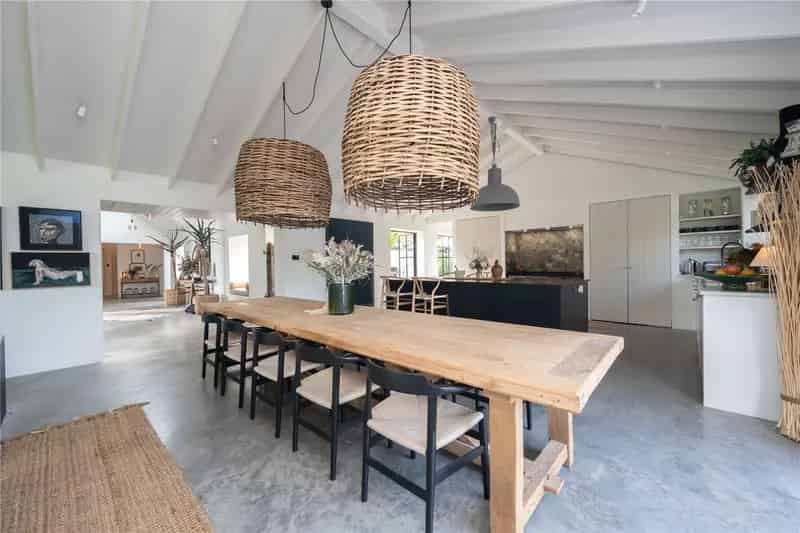 4 Bedroom Detached House for Sale Two Mile Ash Horsham