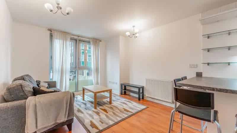 1 Bedroom Flat for Sale in Scotland