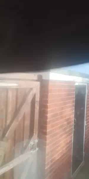 Large 2 Bed House with Garden and Parking