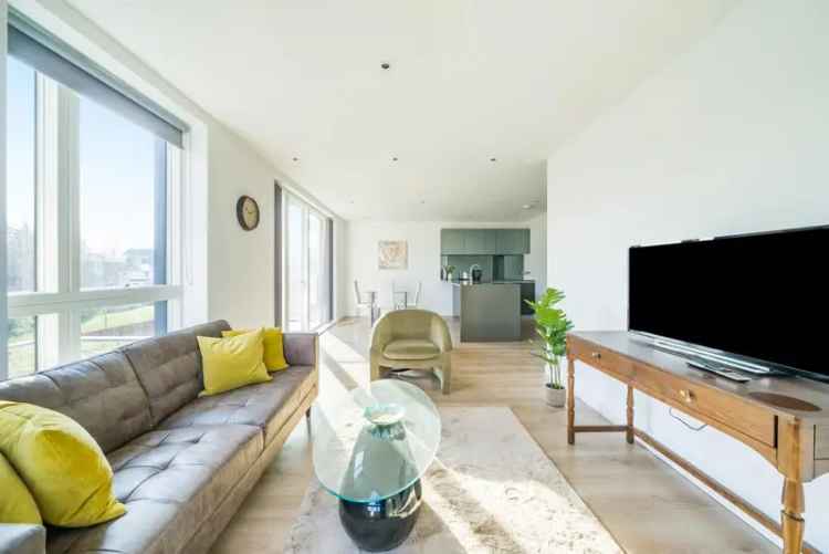 Two Bedroom Apartment Kew Bridge - Balcony, Gym & Concierge