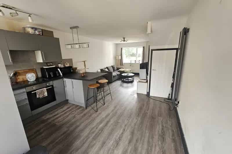 2 Bed Mid Terrace House High Spec Throughout Off Road Parking GCH