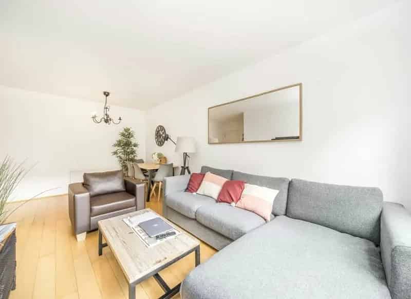 Flat For Sale , Tavistock Place, London, England