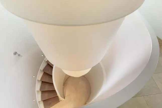 Landmark Penthouse Duplex in KingsChelsea London