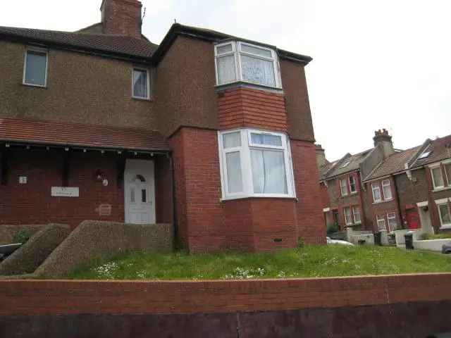 2 Bedroom Flat to Rent