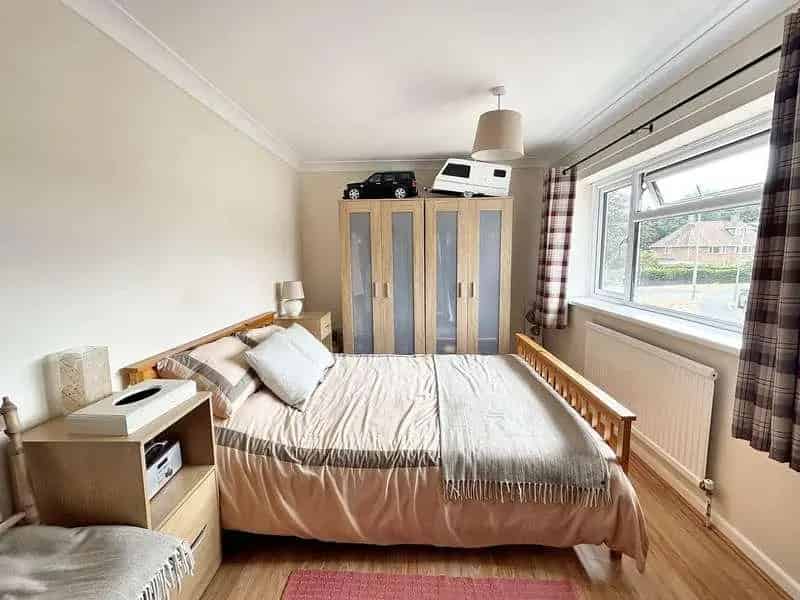 3 Bed Semi-Detached House For Sale