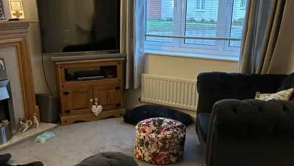 3 Bedroom House Near Shops and Bus Stop